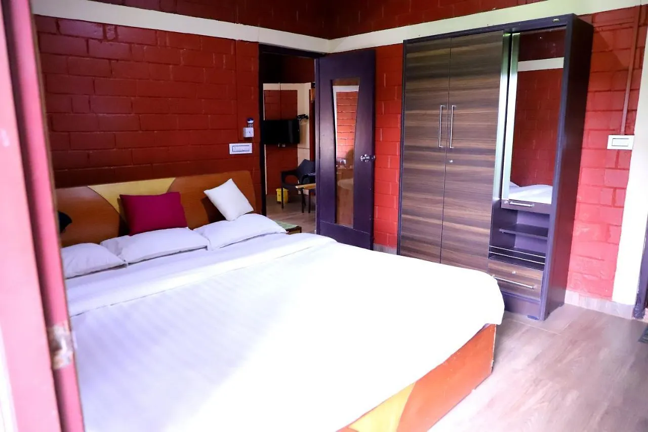 ***  Pepper Green Wayanad Resort With Swimming Pool Kattikkulam India