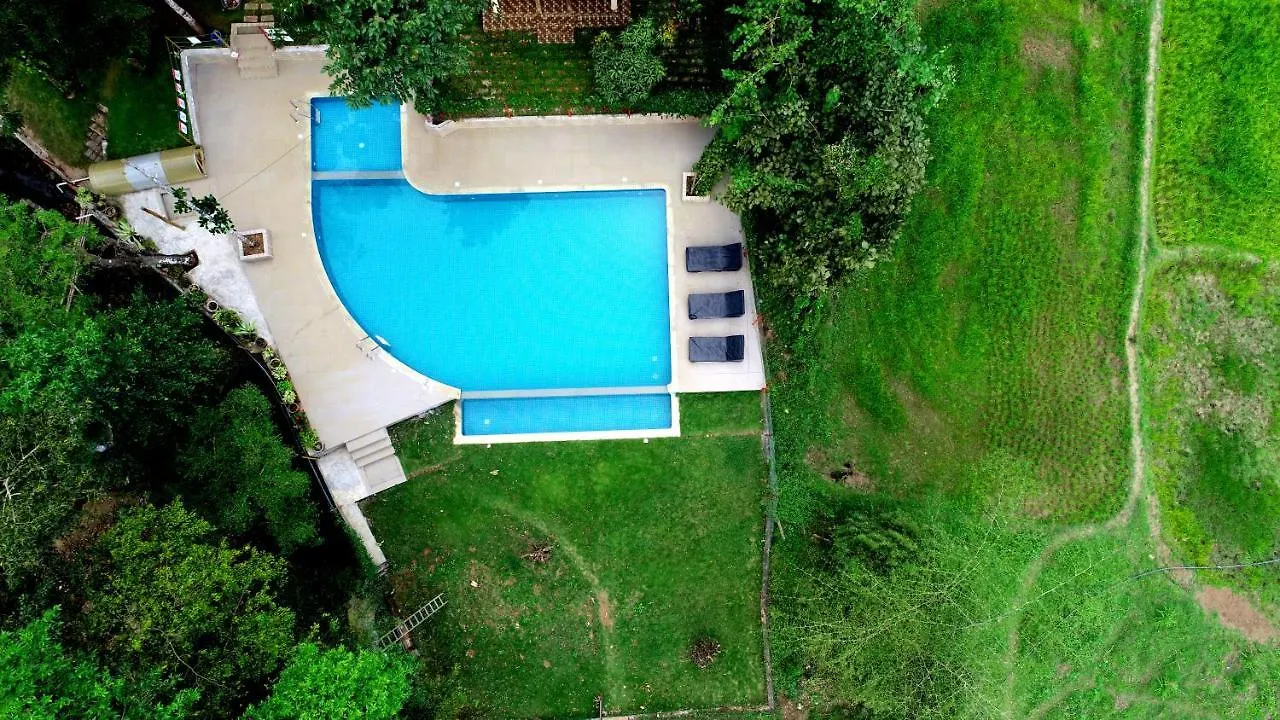 Pepper Green Wayanad Resort With Swimming Pool Kattikkulam